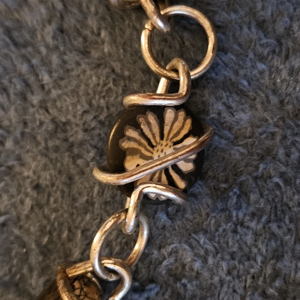 Silvertone Viva Beads Bracelet - Picture 3 of 7